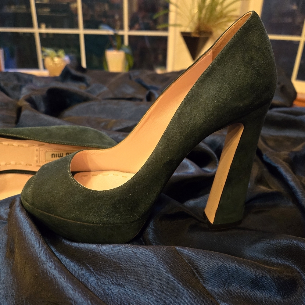 Miu Miu Green Suede Pumps